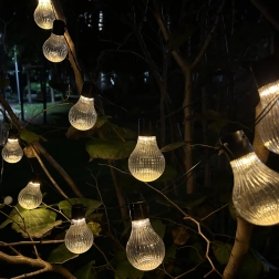 Solarna vrtna girlanda STRIPES 10 LED toplo bela 3,8 m