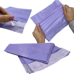 Vijolične plastične poštne kuverte A3 310 × 420 mm, samolepilne, 50 kos