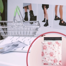 Kurirske folijske kuverte 450 × 600 mm z motivom mačjih tačk, 50 kos