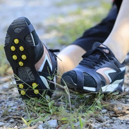 Neslipni nastavki za čevlje s kovinskimi konicami, elastični TPE, velikost 42–48