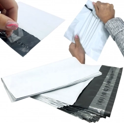 Bele plastične poštne kuverte C3 350 × 460 mm, pakiranje 50 kos