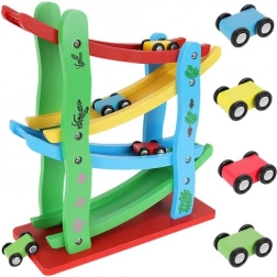 Lesena dirkalna steza za avtomobile