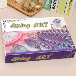 Ustvarjalni set string art z LED lučkami 21 × 30 cm – košarica s cvetjem