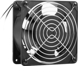 Ventilator za stenske 19″ omare 230 V 120×120×38 mm črn LANBERG