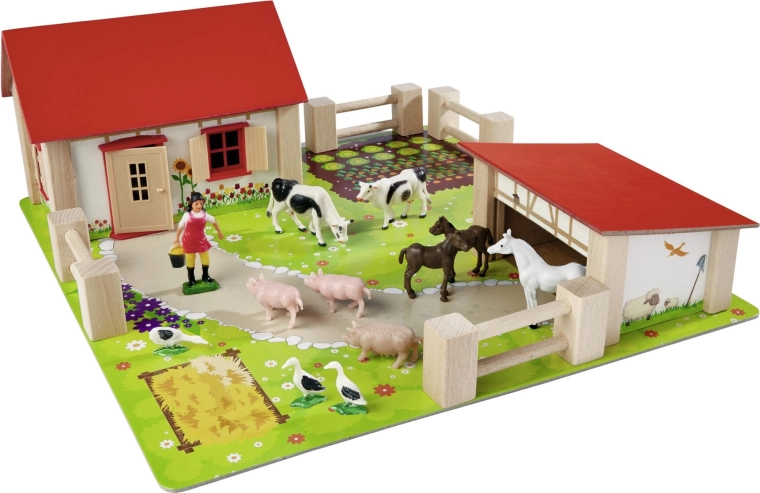 Stabilne lesene stavbe z rdečo streho