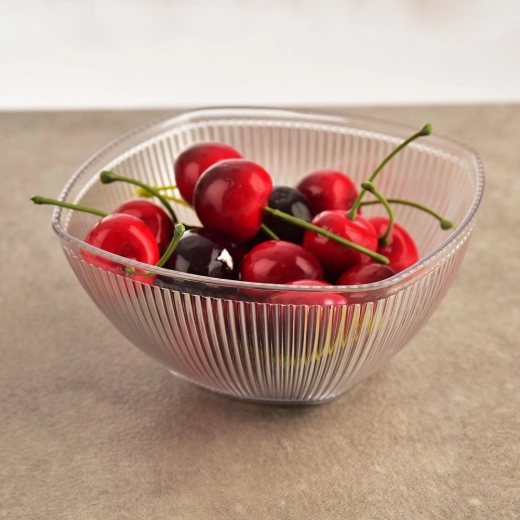 Lahka in trpežna akrilna skleda