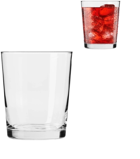 Popolnoma prosojno steklo poudari barvo pijače