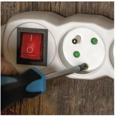 Varno delovanje z otroškimi zaščitami