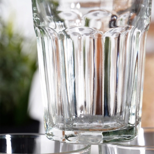 Odporno debelo steklo za vsakodnevno uporabo