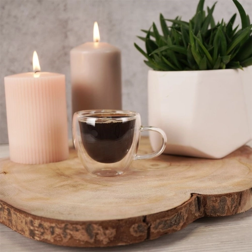 Lahek in vsestranski material