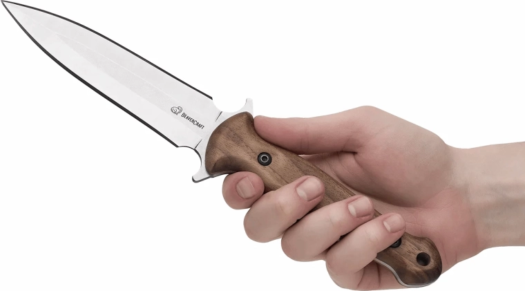 Ergonomski orehov ročaj