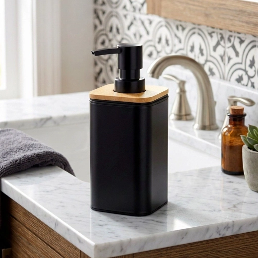 Practical pump for soap and dishwashing liquid
