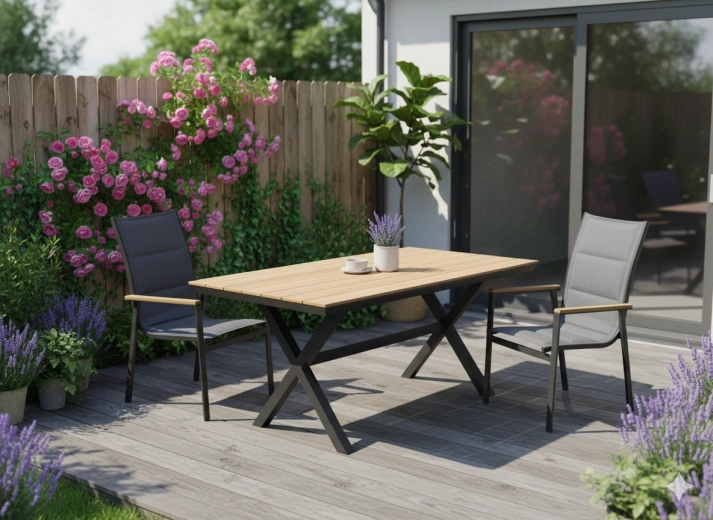 Trdna aluminijasta konstrukcija za vsako vreme