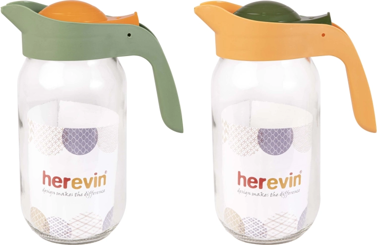 Vrč 1 l iz stekla s plastičnim pokrovčkom