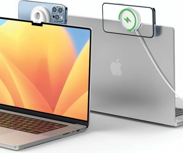 Delo in polnjenje hkrati