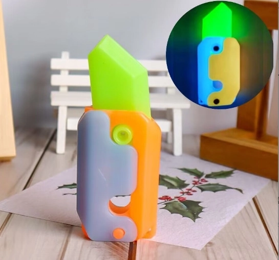 Plastični fluorescenčni nož za otroke 11 × 4,5 cm