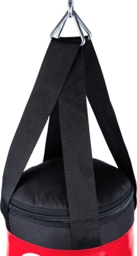 Trdno obešanje s trikotnimi kovinskimi obročki