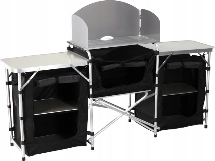 Stabilna konstrukcija z vetrobranom