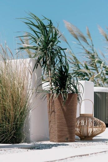 Primeren za notranjost in zunanjost