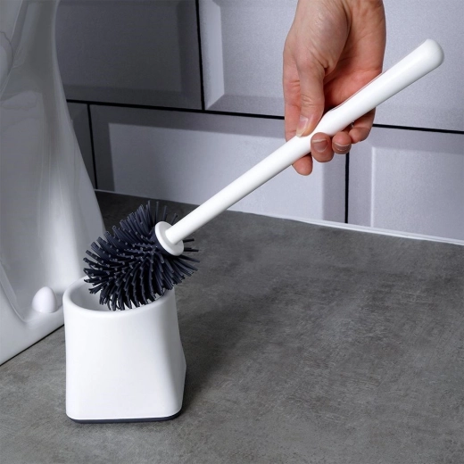 Ergonomski ročaj za udobno čiščenje