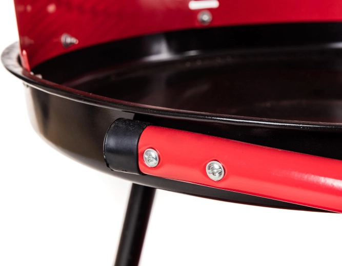 Vzdržljiva emajlirana kad in čvrsta konstrukcija