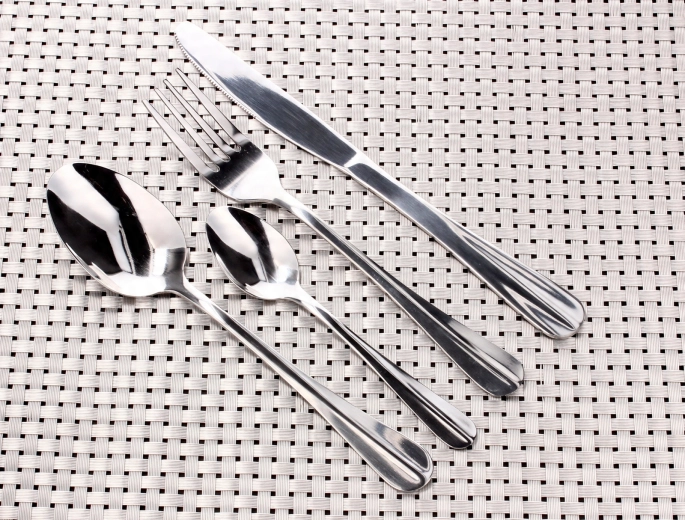 Popolna oprema za 6 oseb