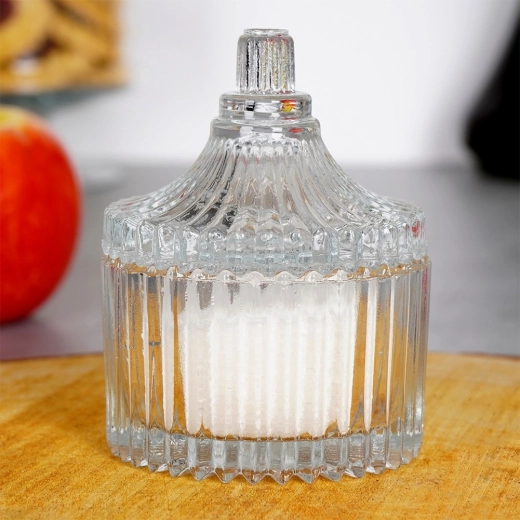 Praktičen pokrov z ročajem