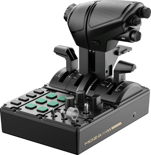 Štiriosno upravljanje z natančnimi detenti