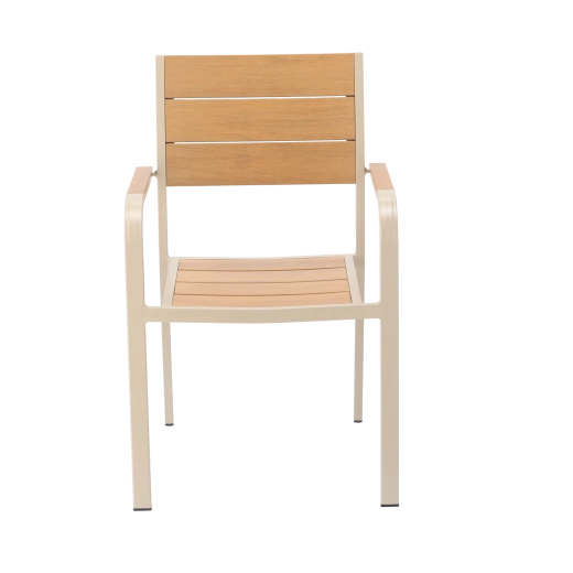 Udobne lamele v lesnem dekorju