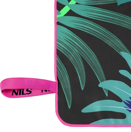 Vzdržljiv obrobni šiv in zanka za obešanje