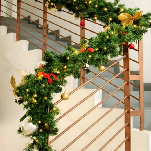 Enostavno oblikovanje na ograje in podboje vrat