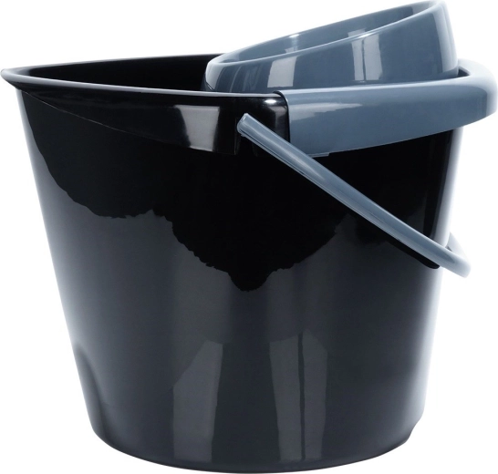 Profiliran izlivalnik za čisto prelivanje