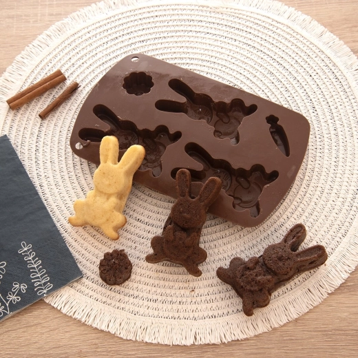 Durable for baking and chilling