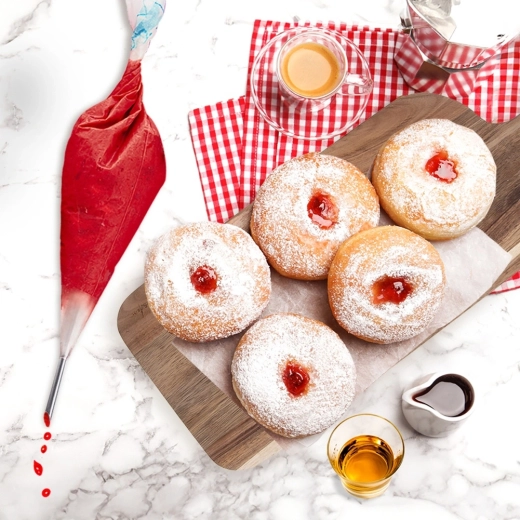 Universal baking helper