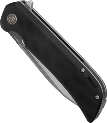 Smooth flipper opening and secure lock