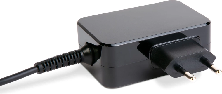 Omrežni adapter USB-C 65 W s kablom dolžine 1,8 m, črn
