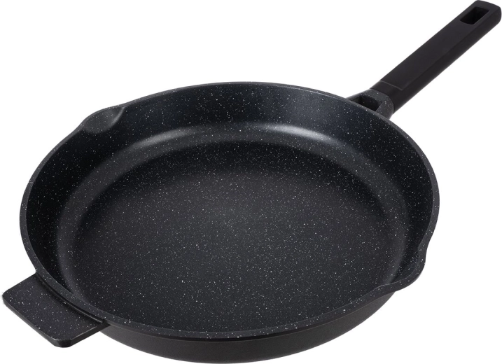 Praktičen ročaj in oblika za udobno rokovanje