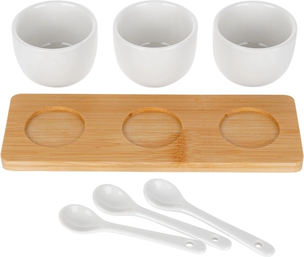 Stilsko serviranje na naravnem bambusu