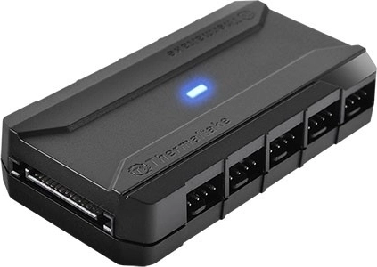 koncentrator Thermaltake Commander FP pro ventilatorje PWM z 10 priključki