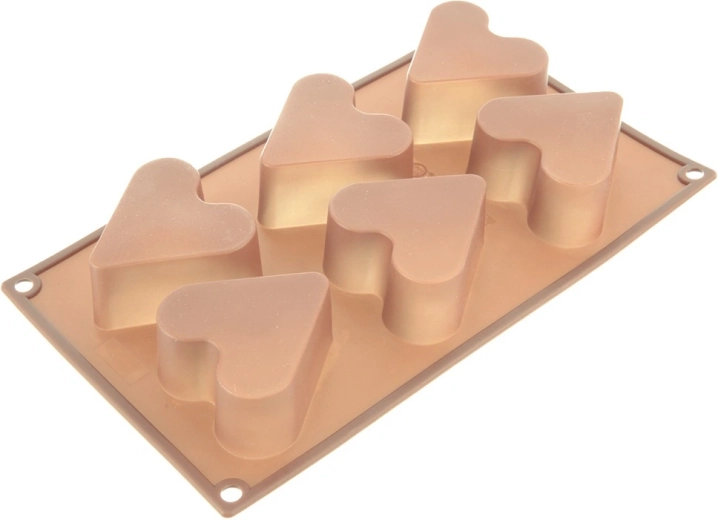 6 srčkov na enem pekaču