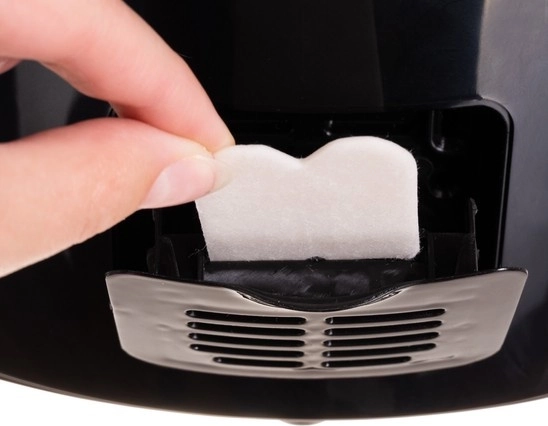 Easy insertion into the humidifier aroma compartment