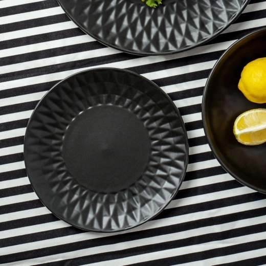 Stilno serviranje sladic in prigrizkov