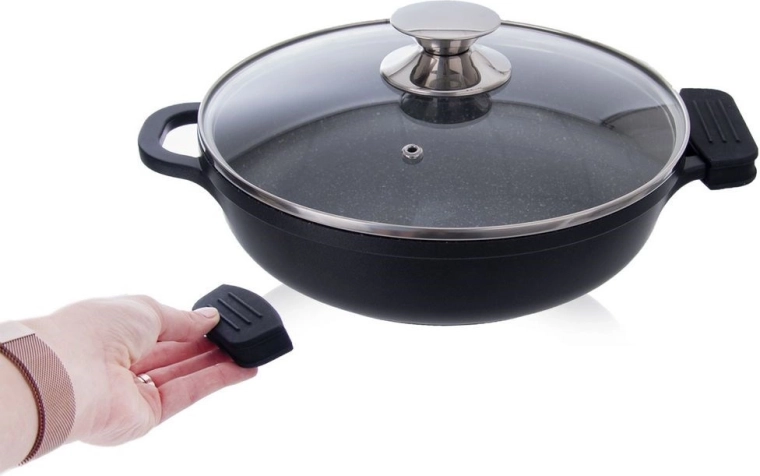 Univerzalni za večino loncev in ponv