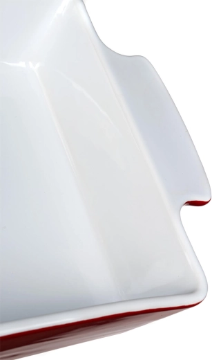 Elegantna rdeča zunaj, bela glazura znotraj