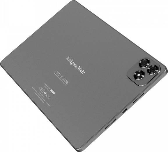 Štirje zvočniki in večkamerinska oprema