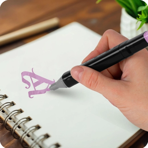 Gladek pretok črnila za kaligrafijo in lettering