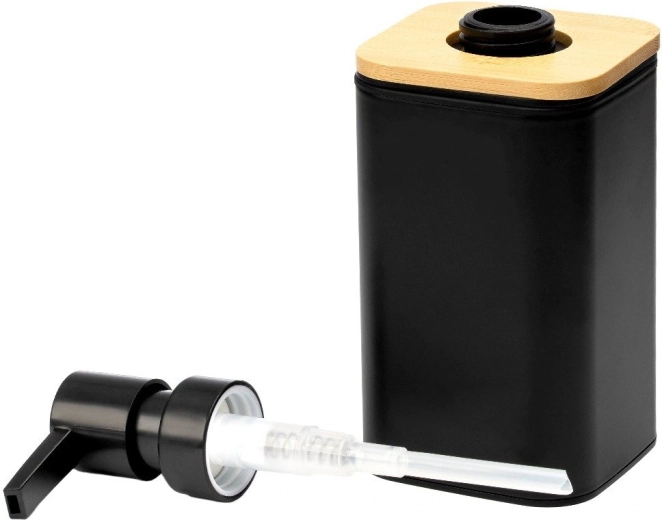 Easy refilling without unnecessary spilling