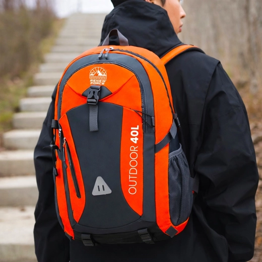 Comfortable carrying with back ventilation