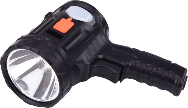 Močan usmerjen snop in udoben oprijem