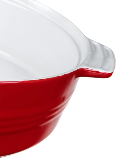 Varno rokovanje zahvaljujoč vgrajenim ročajem